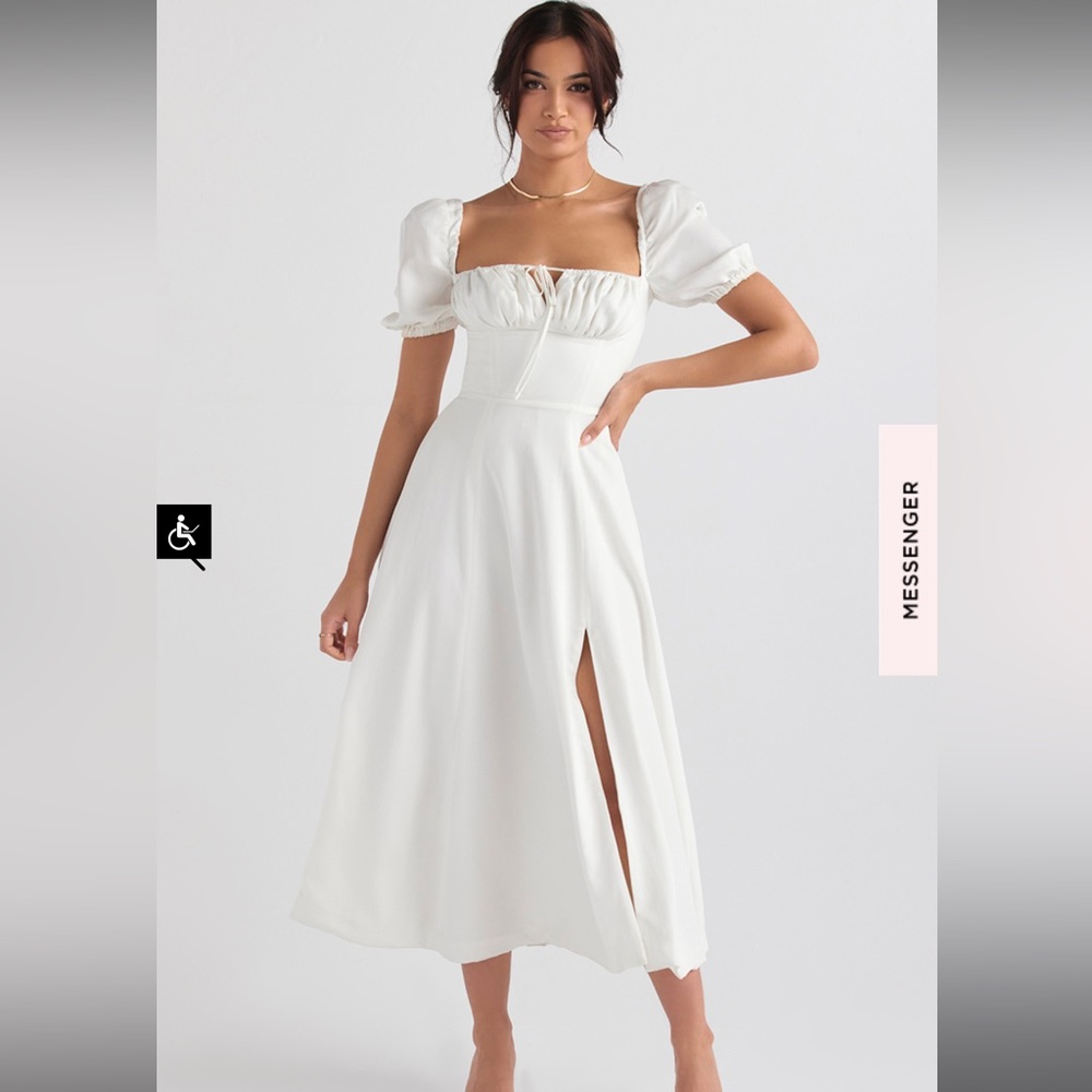 House of CB— Tallulah White Dress. Size Small. Never worn, NWT.